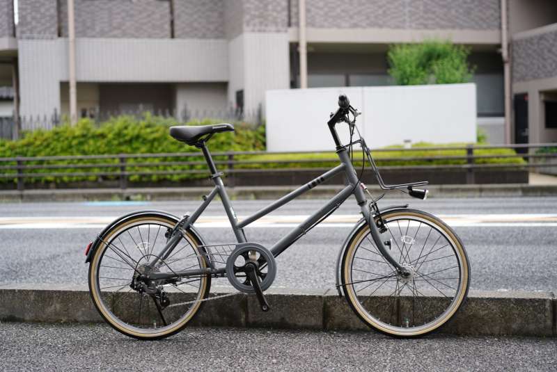confidence グレー自転車 バスケット付き