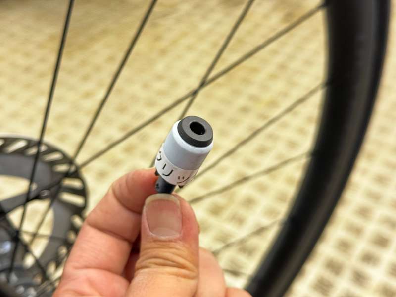 バルブアダプター